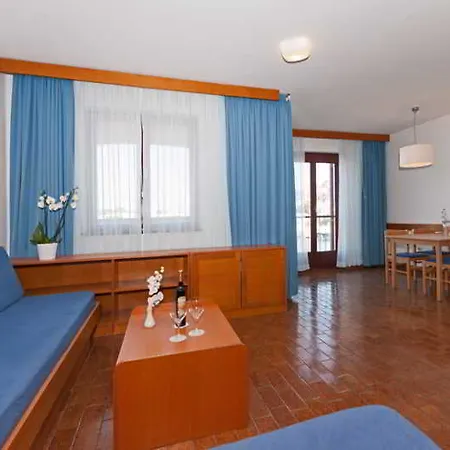 Maistra Select Riva דירה ורסאר