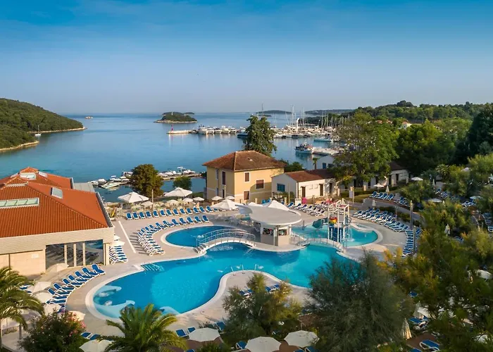 아파트 Maistra Select Riva *