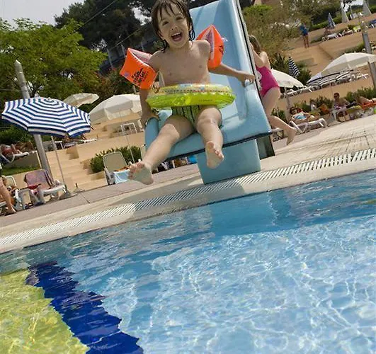 아파트 Maistra Select Riva *