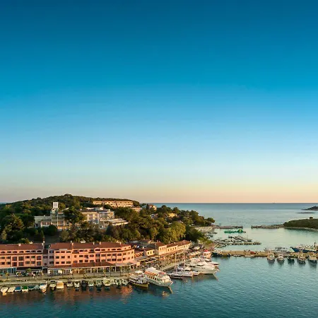 Maistra Select Riva *