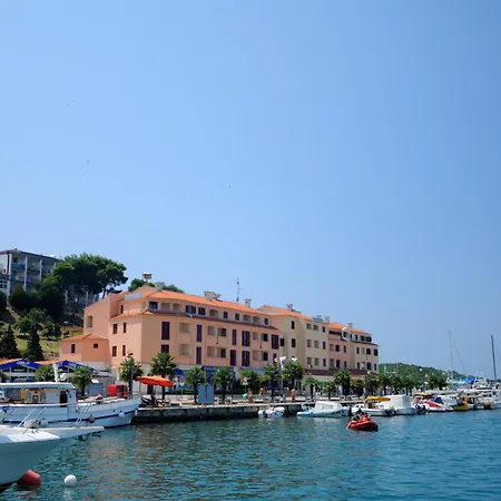 Maistra Select Riva