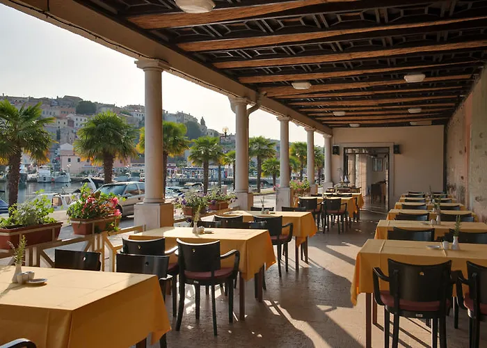 Maistra Select Riva Apartman *