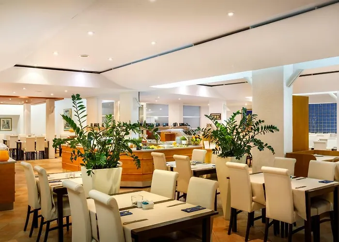 Maistra Select Riva *